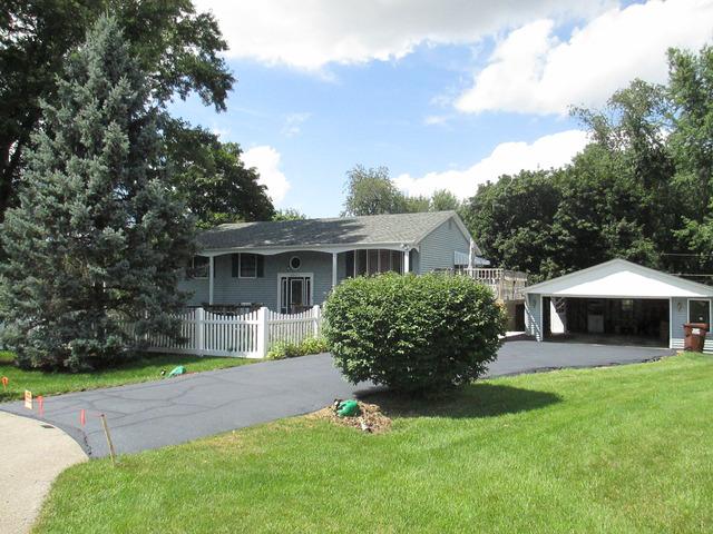 5773 Kirkwood Dr., Rockford, IL 61109