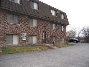 124 W 65th St., Westmont, IL 60559