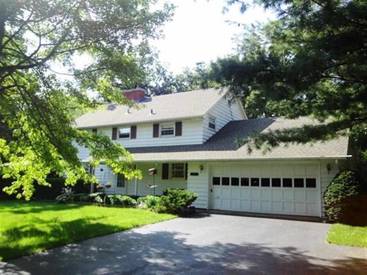 12442 Chuckanut Dr., Roscoe, IL 61073