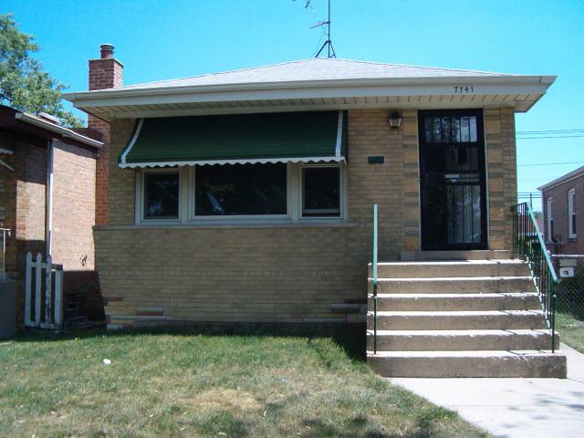 7741 S Central Park Ave., Chicago, IL 60652