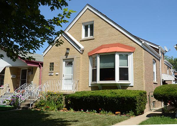 6837 S Kenneth St., Chicago, IL 60629