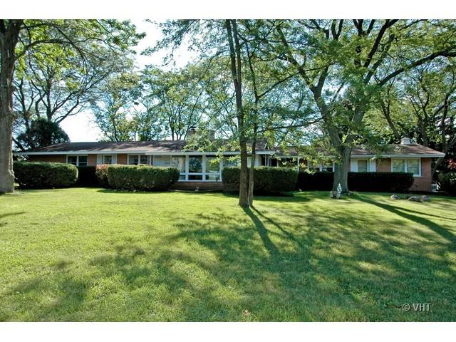 22275 Bertha Ln., Barrington, IL 60010