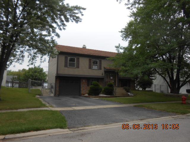 283 Hill Ave., Bartlett, IL 60103