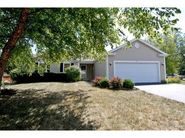 215 Mistwood Ln., North Aurora, IL 60542