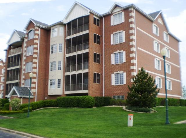 7904 Trinity Cir. #4NW, Tinley Park, IL 60487