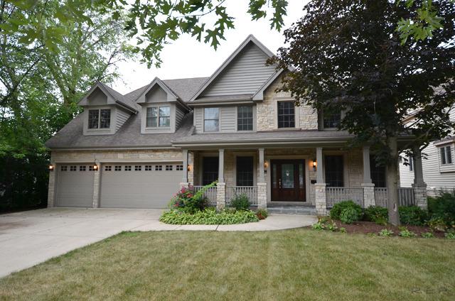5832 Fairmount Ave., Downers Grove, IL 60515