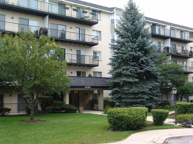 8620 Waukegan Rd. #412, Morton Grove, IL 60053