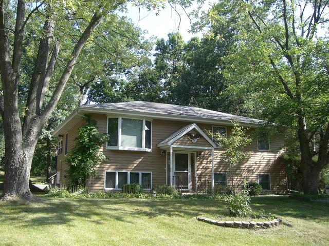 8900 101 Pl., Palos Hills, IL 60465