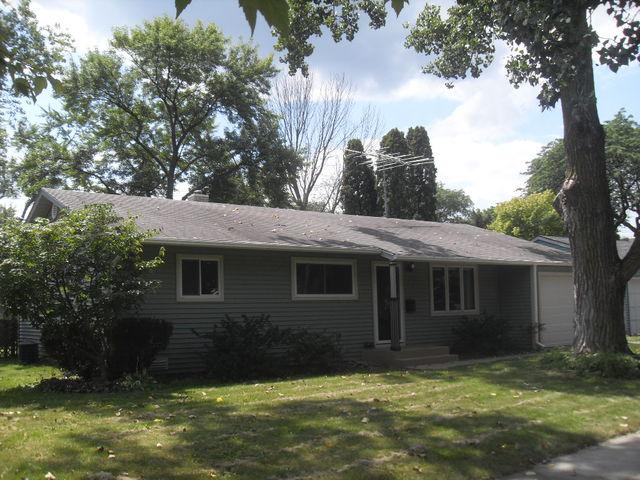 137 Ridge Ln., Geneva, IL 60134