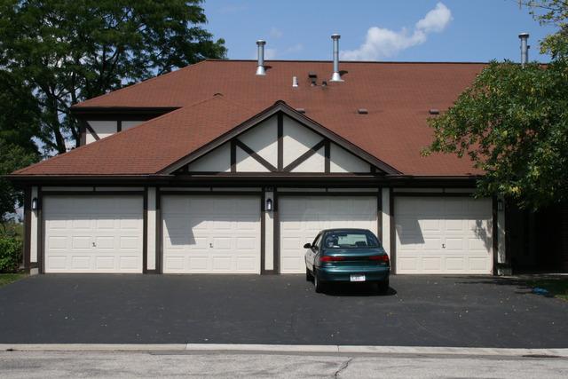 842 E Kings Row #1, Palatine, IL 60074
