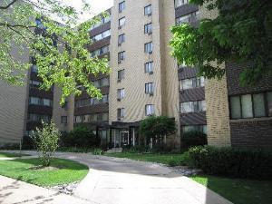 6300 N Sheridan Rd. #515, Chicago, IL 60660