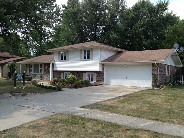 216 Linden Dr., Frankfort, IL 60423