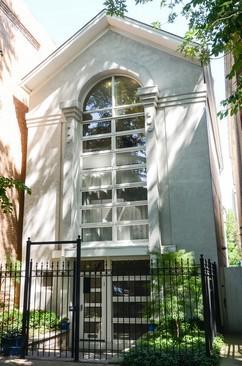 2247 N Wayne Ave., Chicago, IL 60614