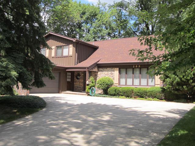 109 York Ct., Naperville, IL 60540