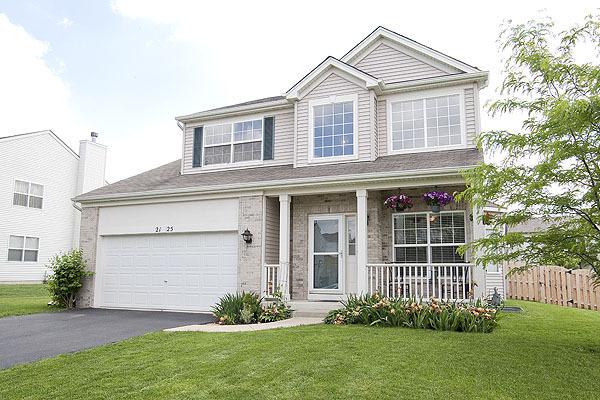 2125 Grand Pointe Tr., Aurora, IL 60503