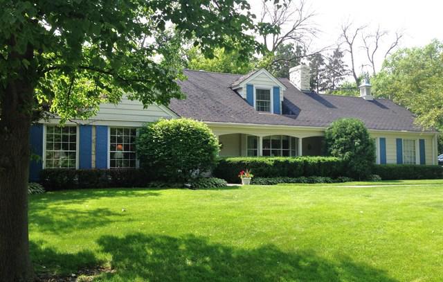 738 Woodmere St., Glenview, IL 60025