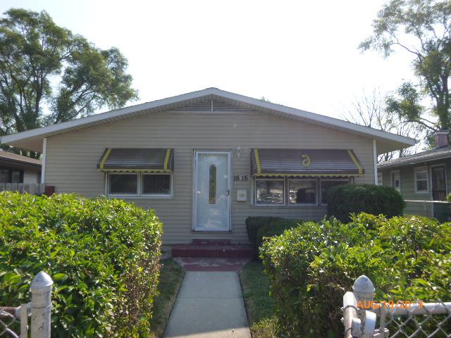 15115 4th Ave., Phoenix, IL 60426