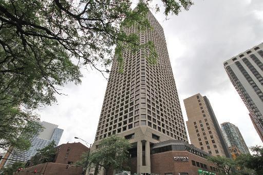 1030 N State St. #35D, Chicago, IL 60610