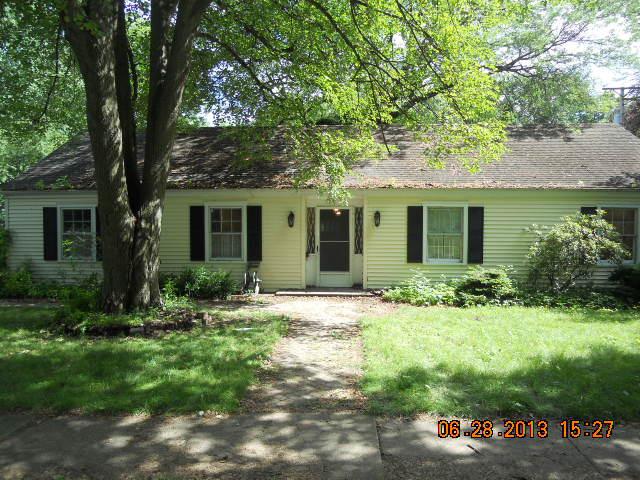1532 Carol Ct., Northbrook, IL 60062