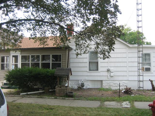 522 Batavia Ave., Aurora, IL 60506