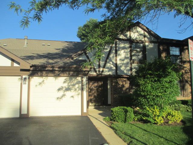 1735 Chesapeake Ave. #8, Schaumburg, IL 60193