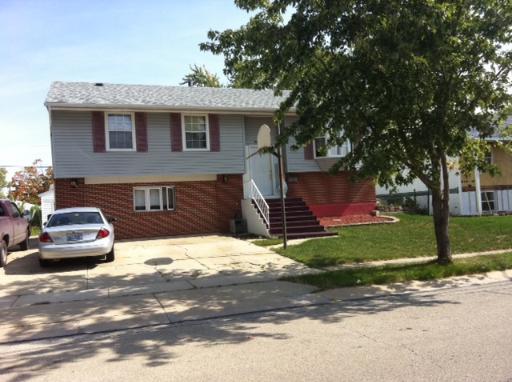 311 Hemlock Ave., Romeoville, IL 60446