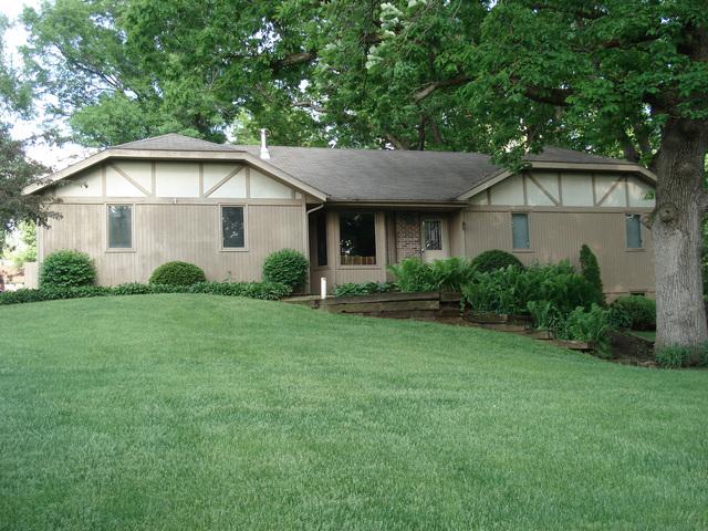 10401 Ardis Rd., Roscoe, IL 61073
