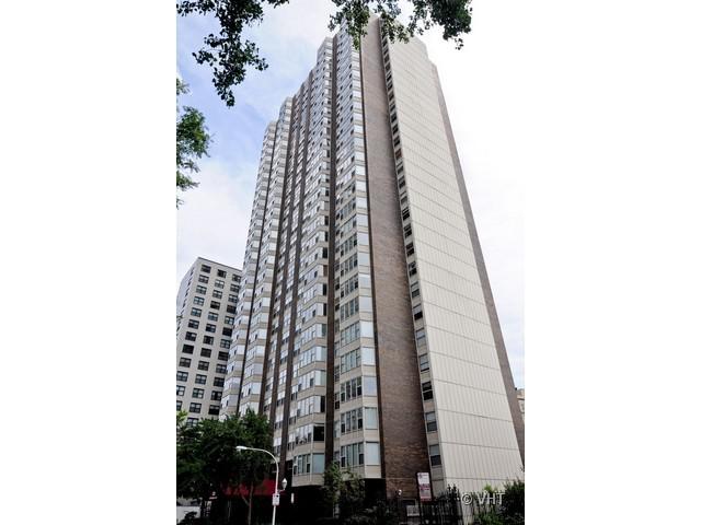 525 W Hawthorne Pl. #1905, Chicago, IL 60657
