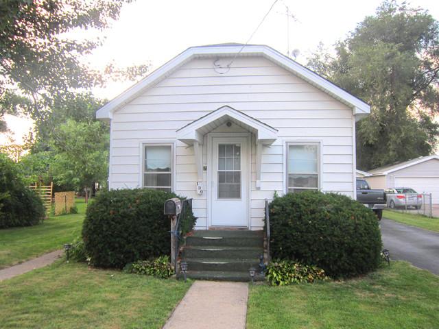 130 E Chestnut St., Coal City, IL 60416