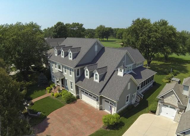 1041 Summit Hills Ln., Naperville, IL 60563