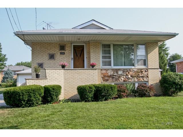 6746 W 91 St., Oak Lawn, IL 60453