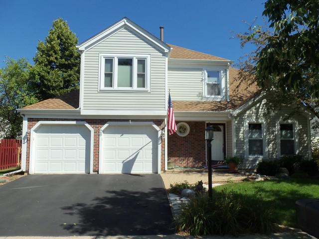 26 Garfield Ln., Streamwood, IL 60107