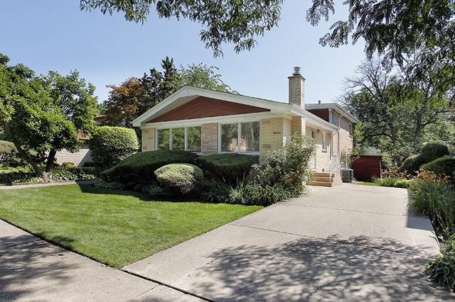 9635 Tripp Ave., Skokie, IL 60076