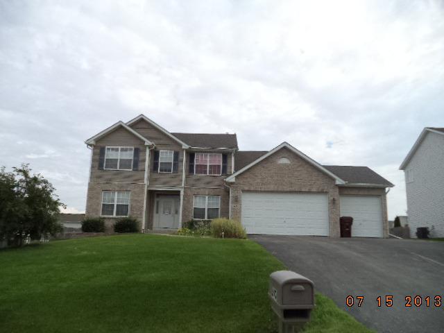 690 Elberon Way, Roscoe, IL 61073