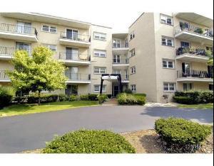 5200 Galitz St. #302, Skokie, IL 60077