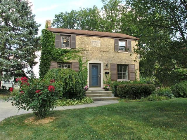 529 10th Ave., La Grange, IL 60525