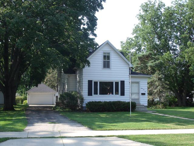 316 Home St., Sycamore, IL 60178