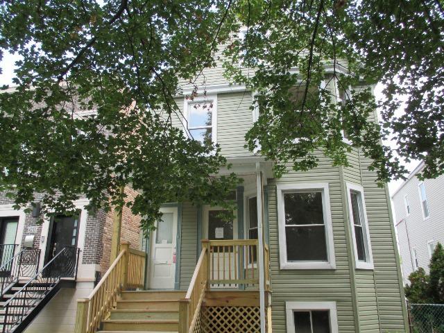 4233 N Central Park Ave., Chicago, IL 60618