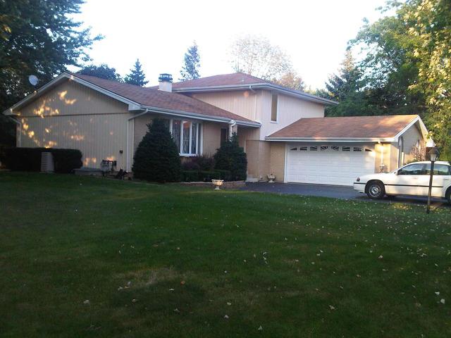 309 Skylark Dr., Bloomingdale, IL 60108