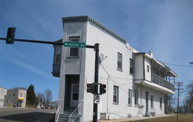 426 W Liberty St., Waukegan, IL 60085