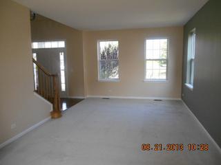 2314 Green Glade Way, Wauconda, IL 60084