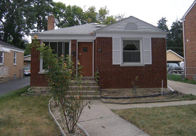 421 Marshall Ave., Bellwood, IL 60104