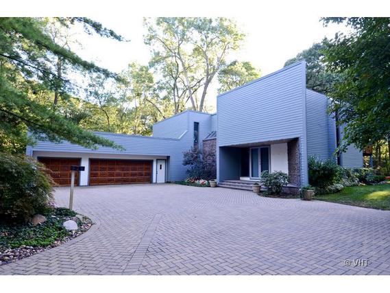 3191 Brockway St., Palatine, IL 60067