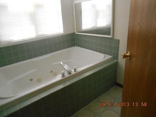 907 Pheasant Run, Zion, IL 60099
