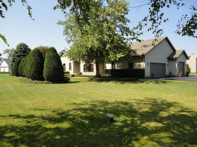 9906 Rivers Bend Dr., Roscoe, IL 61073