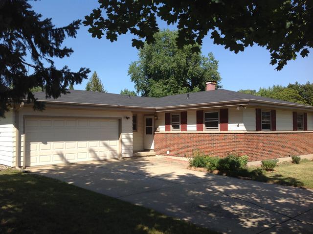 2020 Oak St., St. Charles, IL 60174