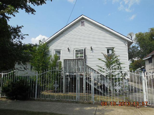 717 Francis St., Joliet, IL 60432