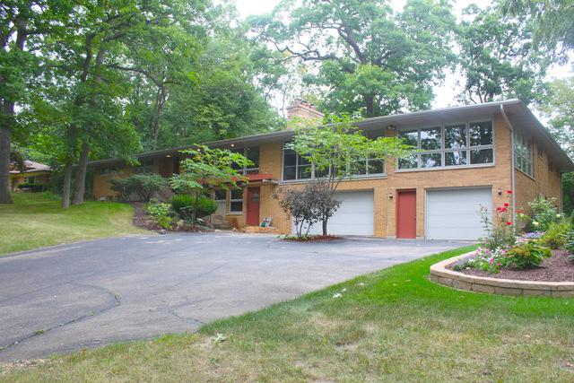21W228 Shelley Dr., Itasca, IL 60143