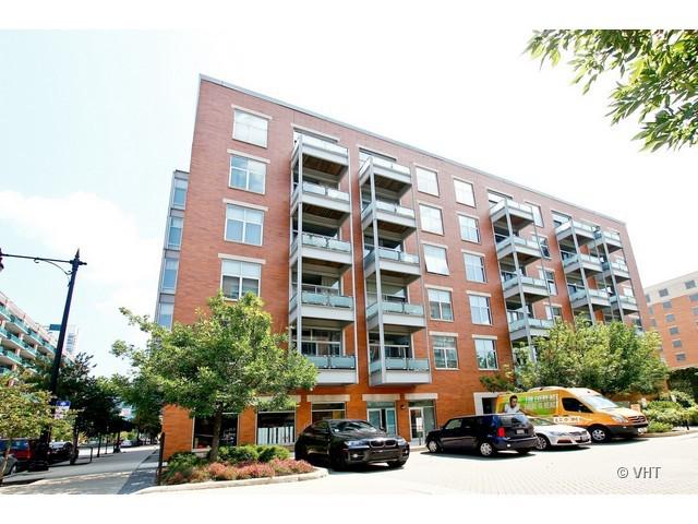 939 W Madison St. #207, Chicago, IL 60607