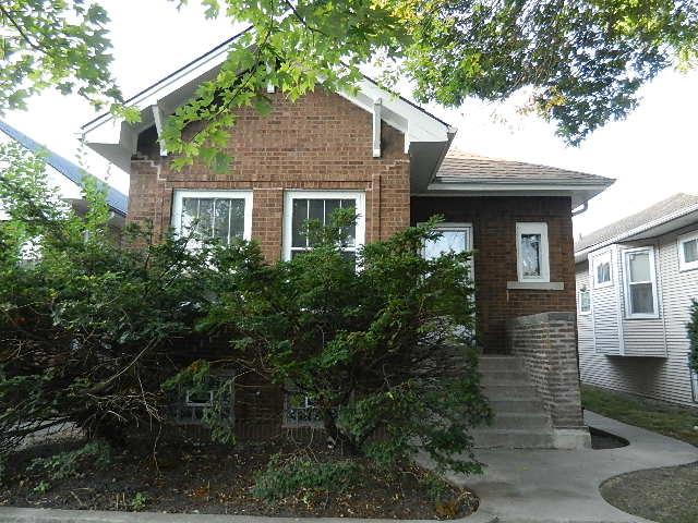 5851 W Berenice Ave., Chicago, IL 60634